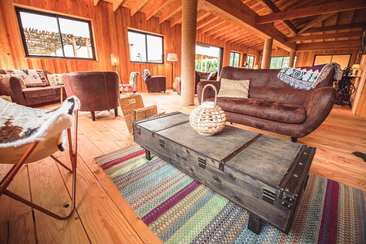 Domaine De La Vitarelle Glamping Villaniere ภายนอก รูปภาพ