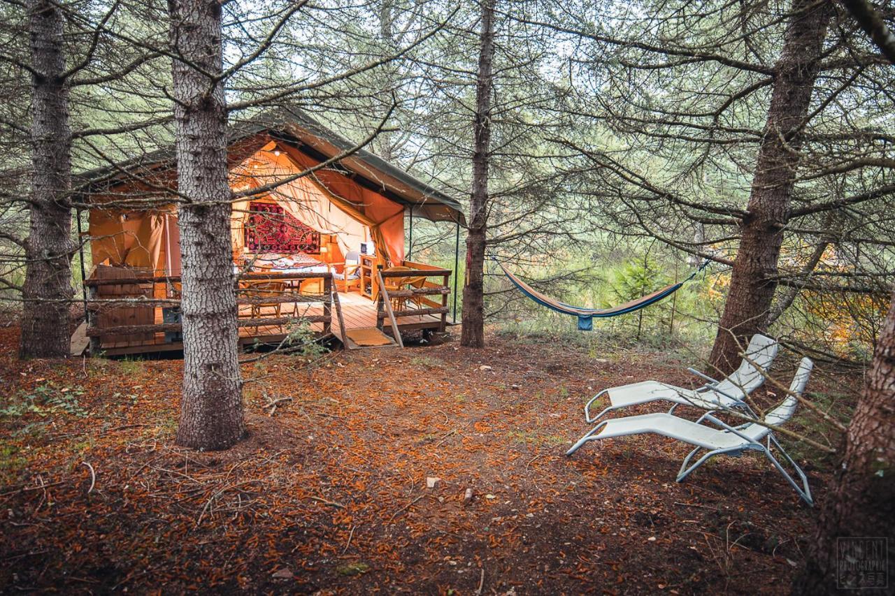 Domaine De La Vitarelle Glamping Villaniere ภายนอก รูปภาพ