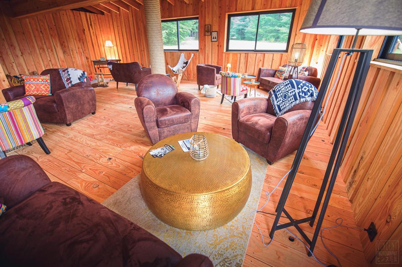 Domaine De La Vitarelle Glamping Villaniere ภายนอก รูปภาพ