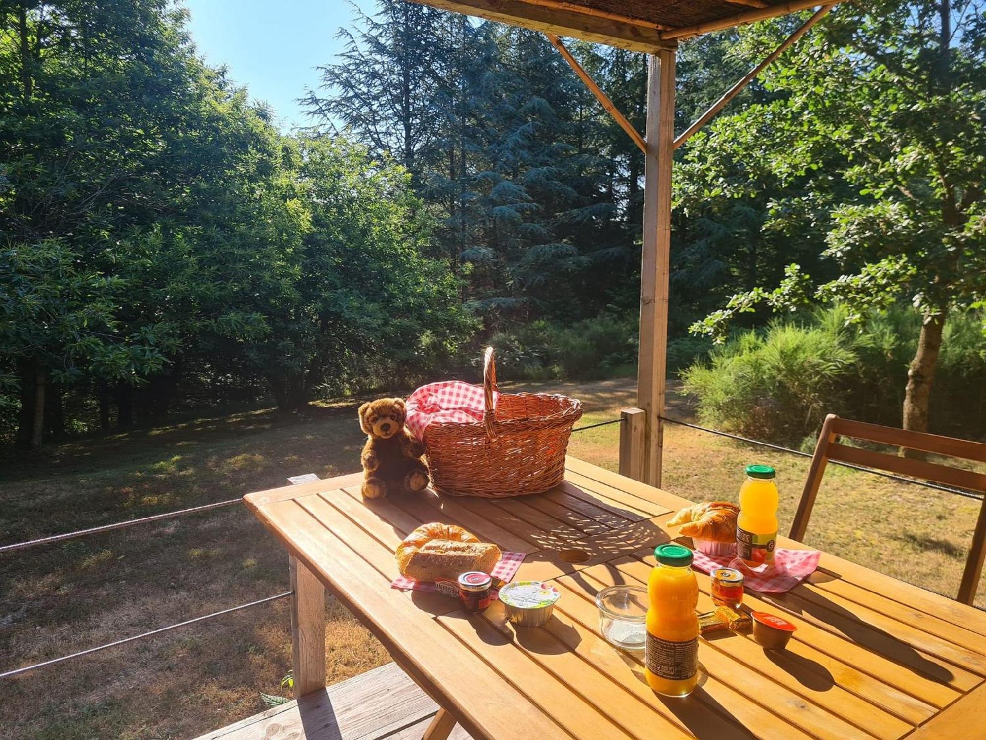 Domaine De La Vitarelle Glamping Villaniere ภายนอก รูปภาพ