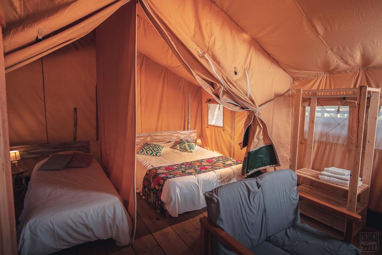 Domaine De La Vitarelle Glamping Villaniere ภายนอก รูปภาพ