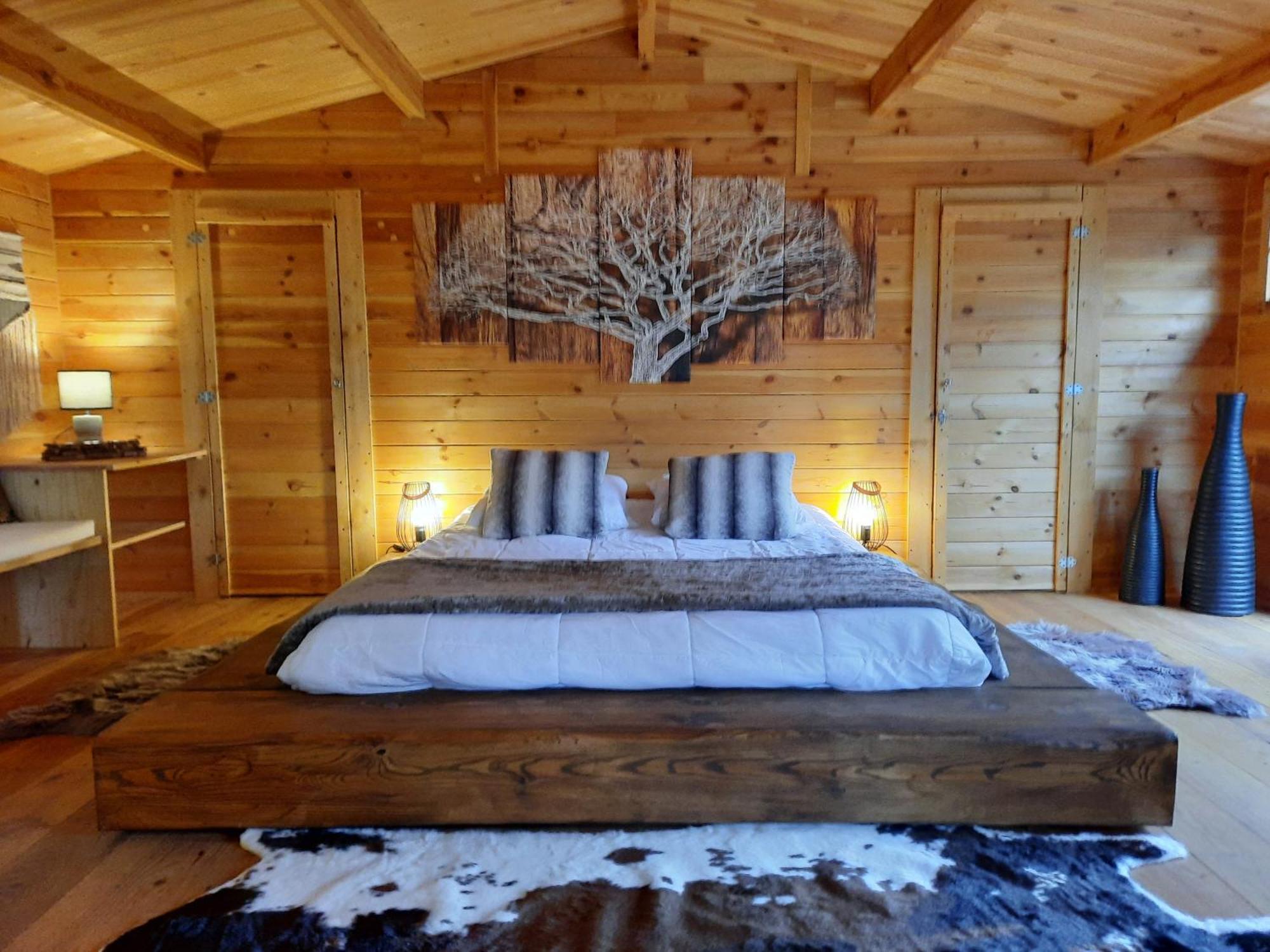 Domaine De La Vitarelle Glamping Villaniere ภายนอก รูปภาพ